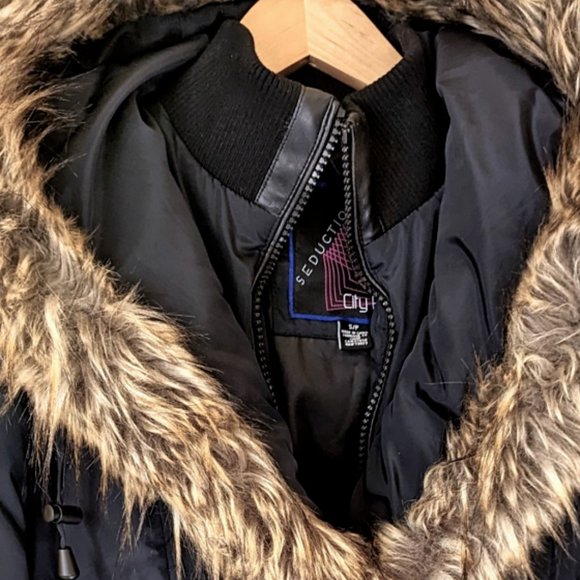 SEDUCTIONS Women's Winter Jacket City Parka Puffer High Neck Layered Hoo… - Picture 11 of 13